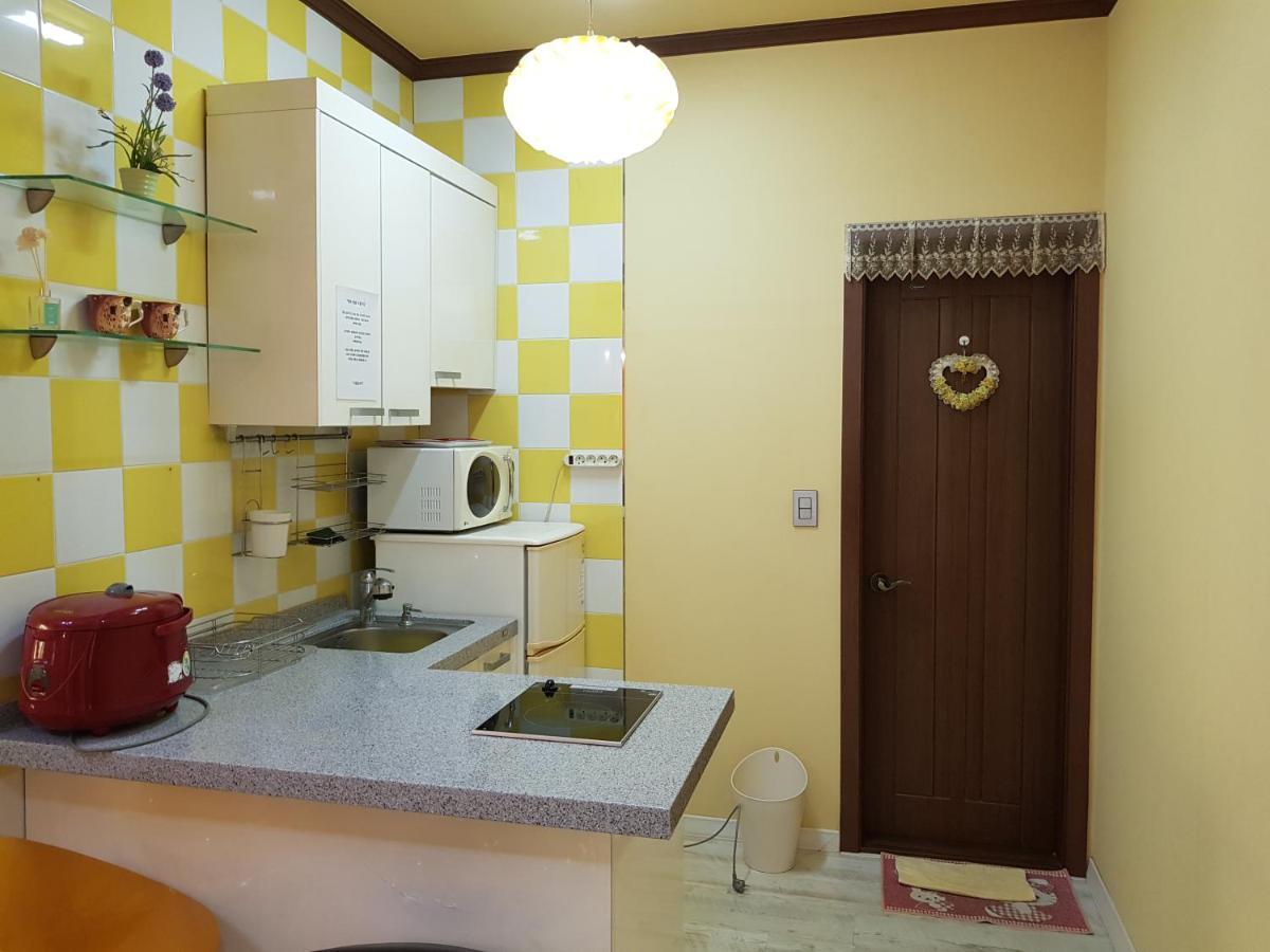 Rainbow Hill Pension Namhae Esterno foto