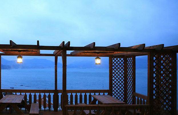 Rainbow Hill Pension Namhae Esterno foto